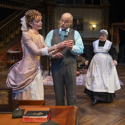 Gaslight at Northlight Theatre