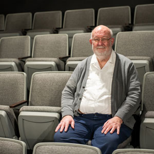 Raven Theatre Dedicates The Johnson Stage