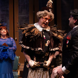 A Fine Feathered Murder: A Miss Marbled Mystery