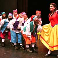 Snow White and the 7 Dwarfs